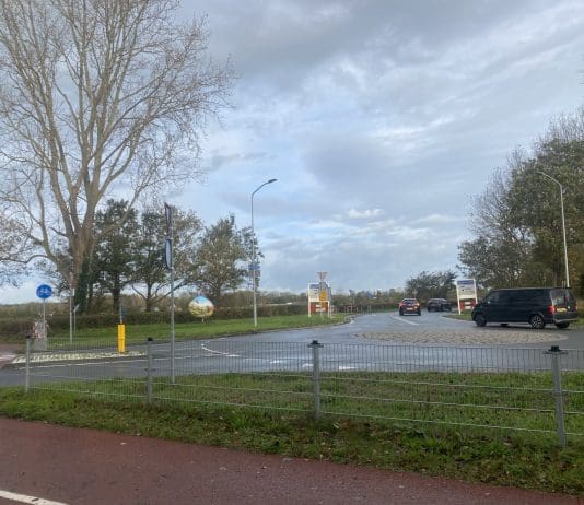Microrotonde Langevelderweg/Zanderij Noordwijkerhout wordt kruispunt