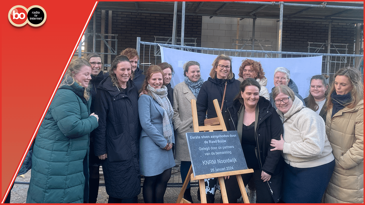‘We hebben lang genoeg gewacht’, feestelijke steen van het nieuwe boothuis van de KNRM gelegd