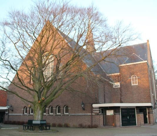 Julianakerk Sassenheim verkocht aan vastgoedontwikkelaar voor bouw zorgappartementen