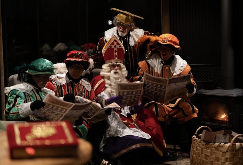 Sinterklaaskrant uitgebracht in Hillegom