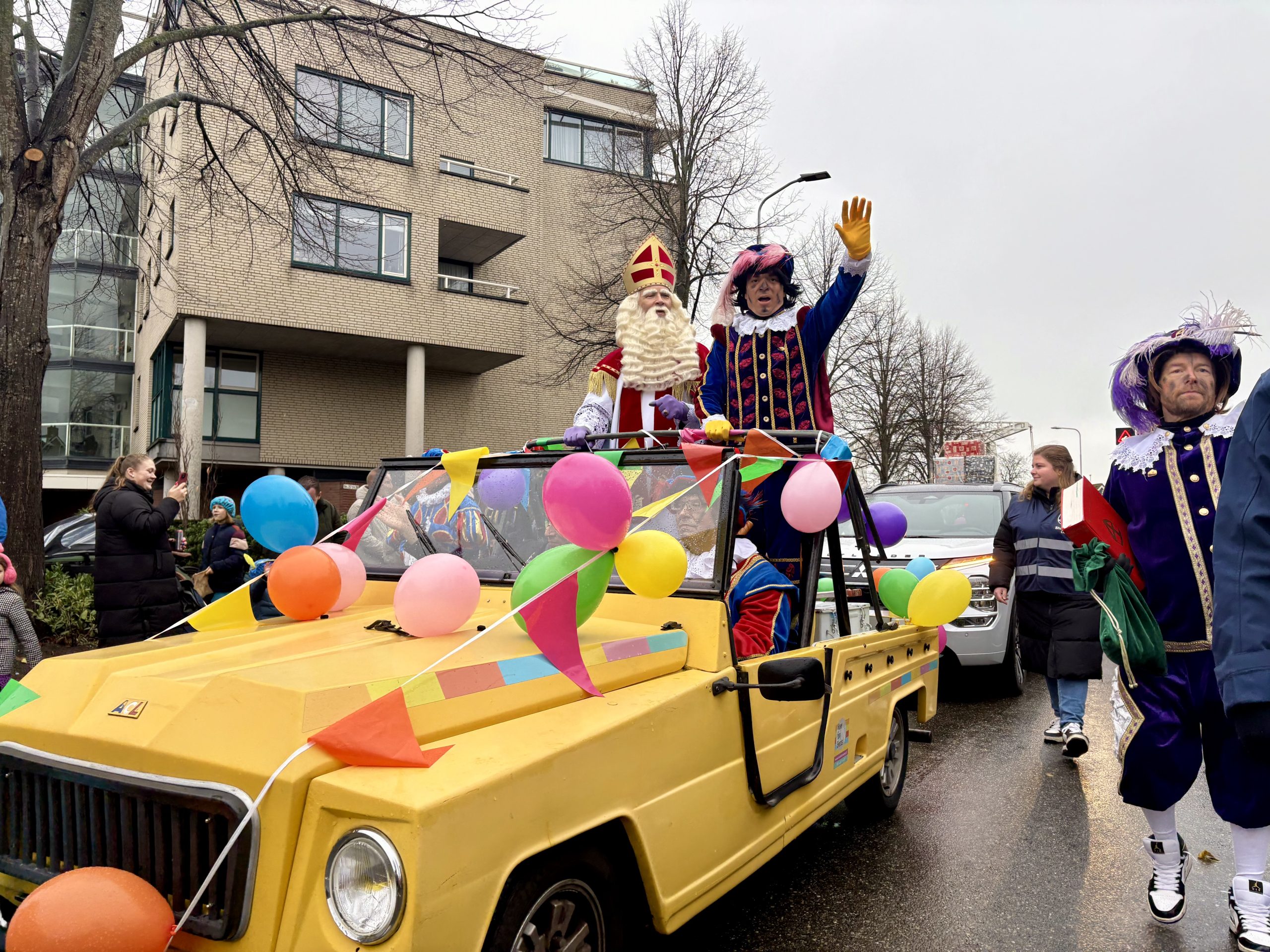 [AUDIO] Lisse ontvangt Sinterklaas met nieuwe burgemeester