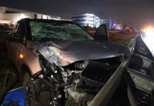 Crash op A44 Sassenheim, auto schiet ruim 55 meter door