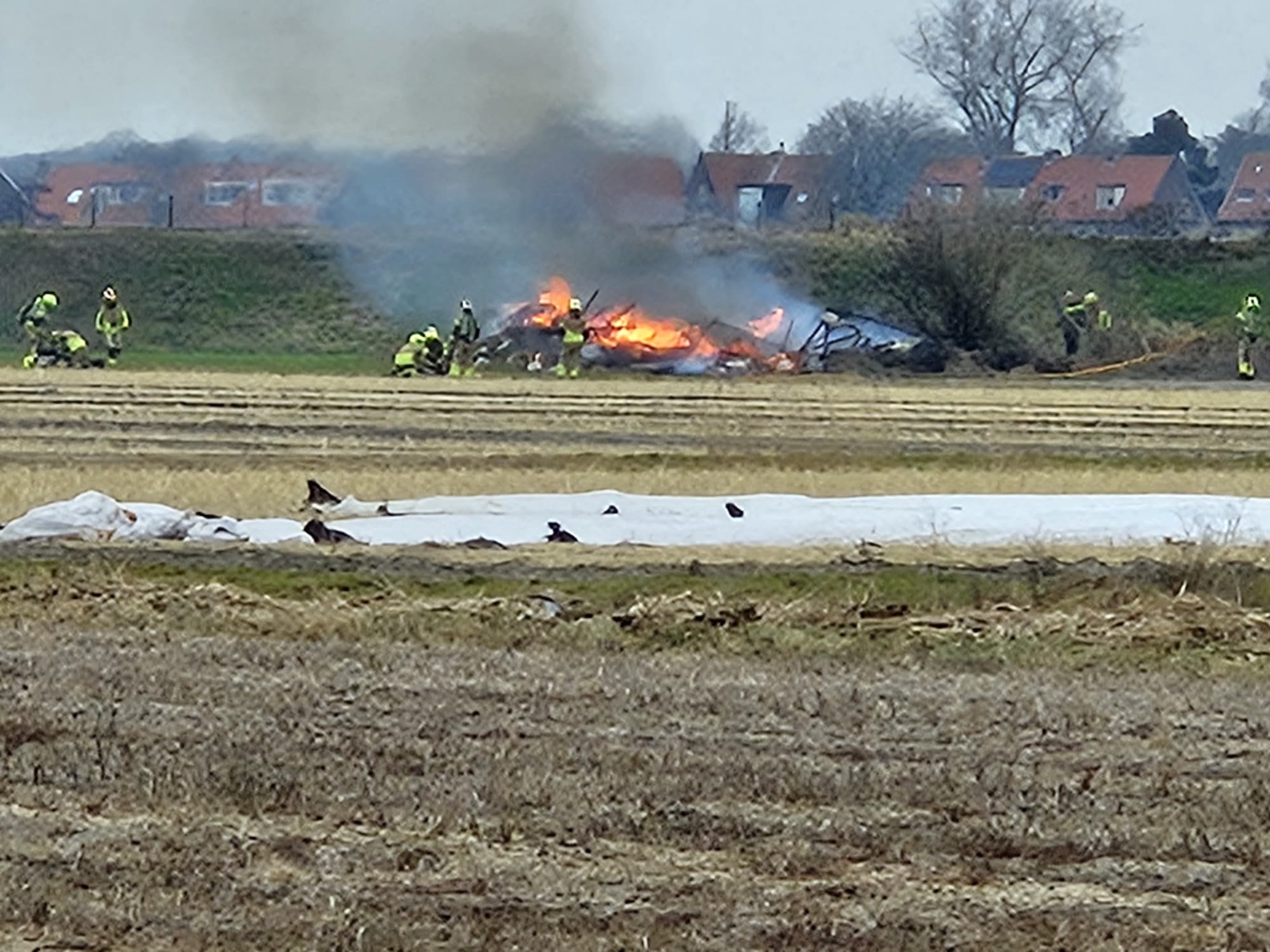 Brand legt schuur in Hillegom in de as