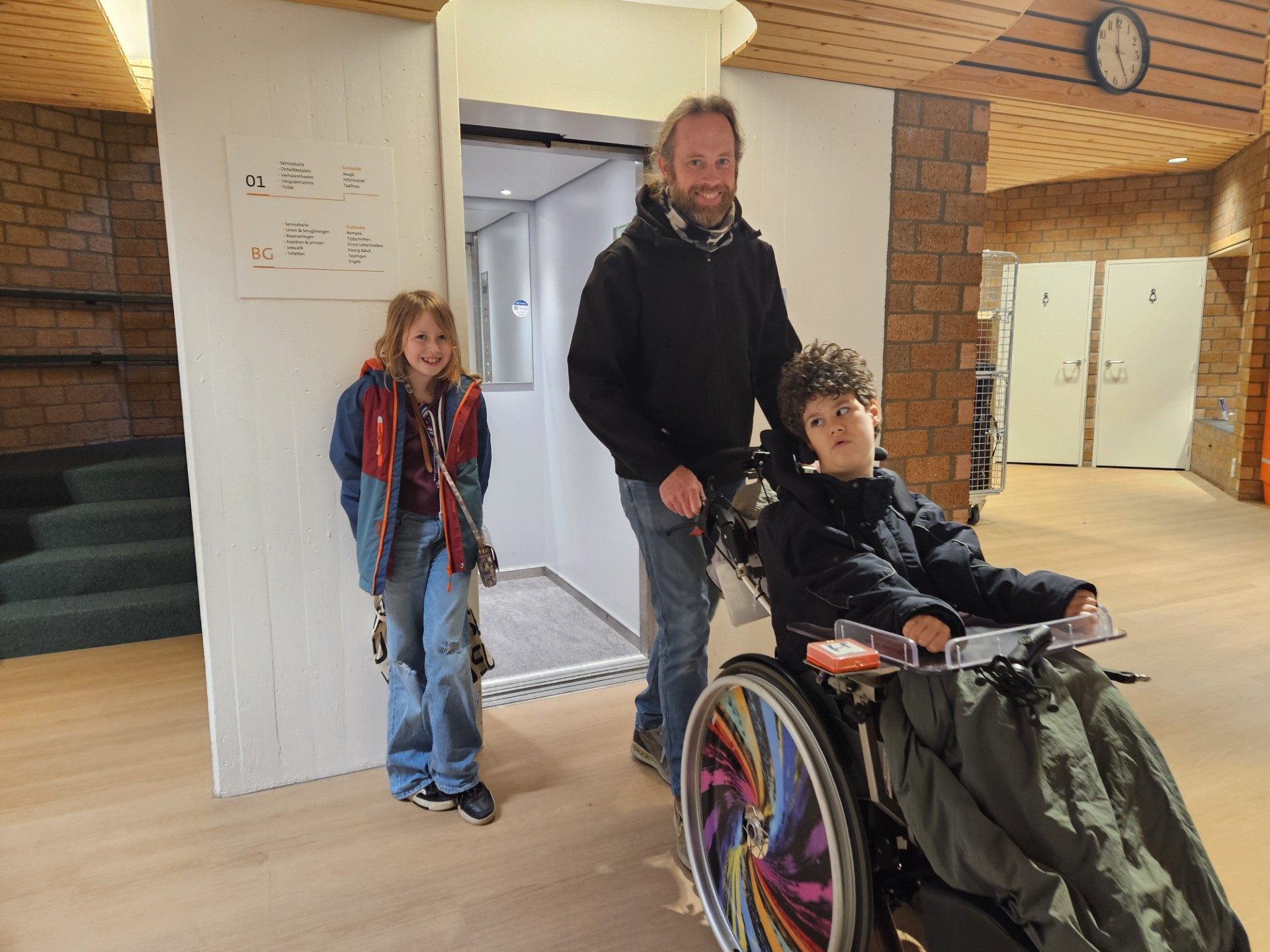 Lift in Bibliotheek Sassenheim doet het weer