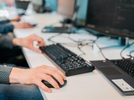 Cursus begrijpelijk schrijven wordt verplicht voor ambtenaren in Hillegom, Lisse en Teylingen
