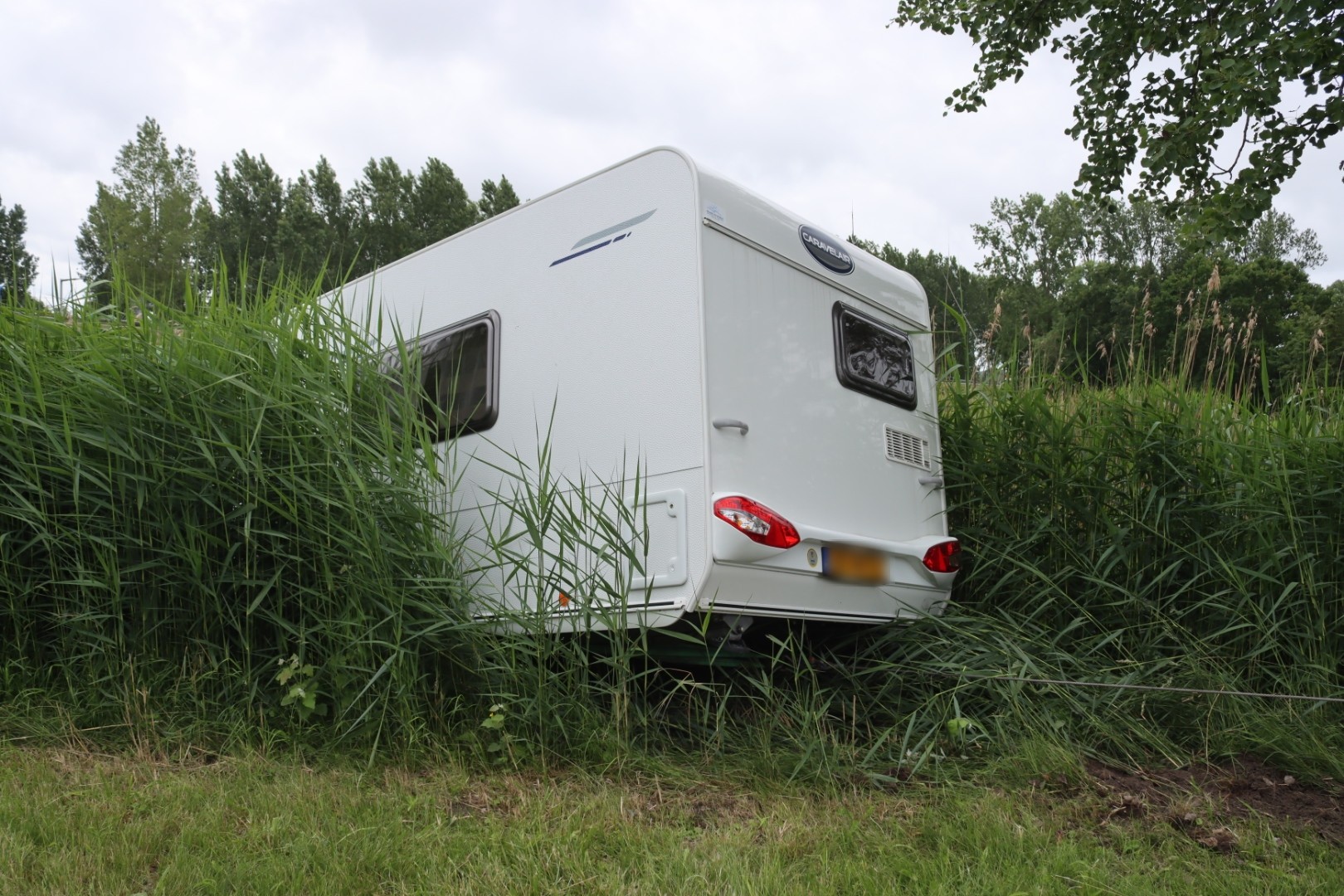 061226 caravan