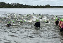 Sander van Elk wint triathlon van Noordwijkerhout