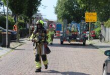 Gasleiding geraakt door graafmachine in Voorhout