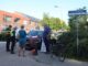 Fietser botst in Voorhout met auto door onoplettendheid met telefoon