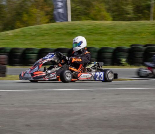 Pech voor kartcoureur Maikel van Beek
