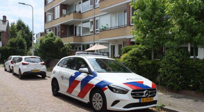 Spullen gestolen via babbeltruc in Sassenheim, politie doet onderzoek