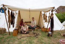 Vikingen nemen Kasteel Teylingen in