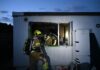 Twee personen naar ziekenhuis bij brand in chalet in Warmond
