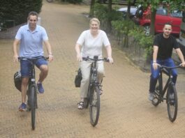 CDA op de fiets langs inwoners Noordwijk, Noordwijkerhout, De Zilk