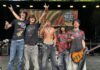 Voorhouter Stijn Koomen opent met zijn band Haags Beat Festival