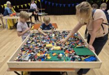 Kinderspelen, poppendokter en lego tijdens feestweek Lisse
