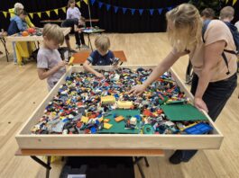 Kinderspelen, poppendokter en lego tijdens feestweek Lisse
