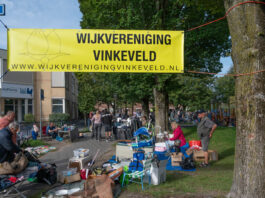 Jaarlijkse Vinkeveld rommelmarkt druk bezocht