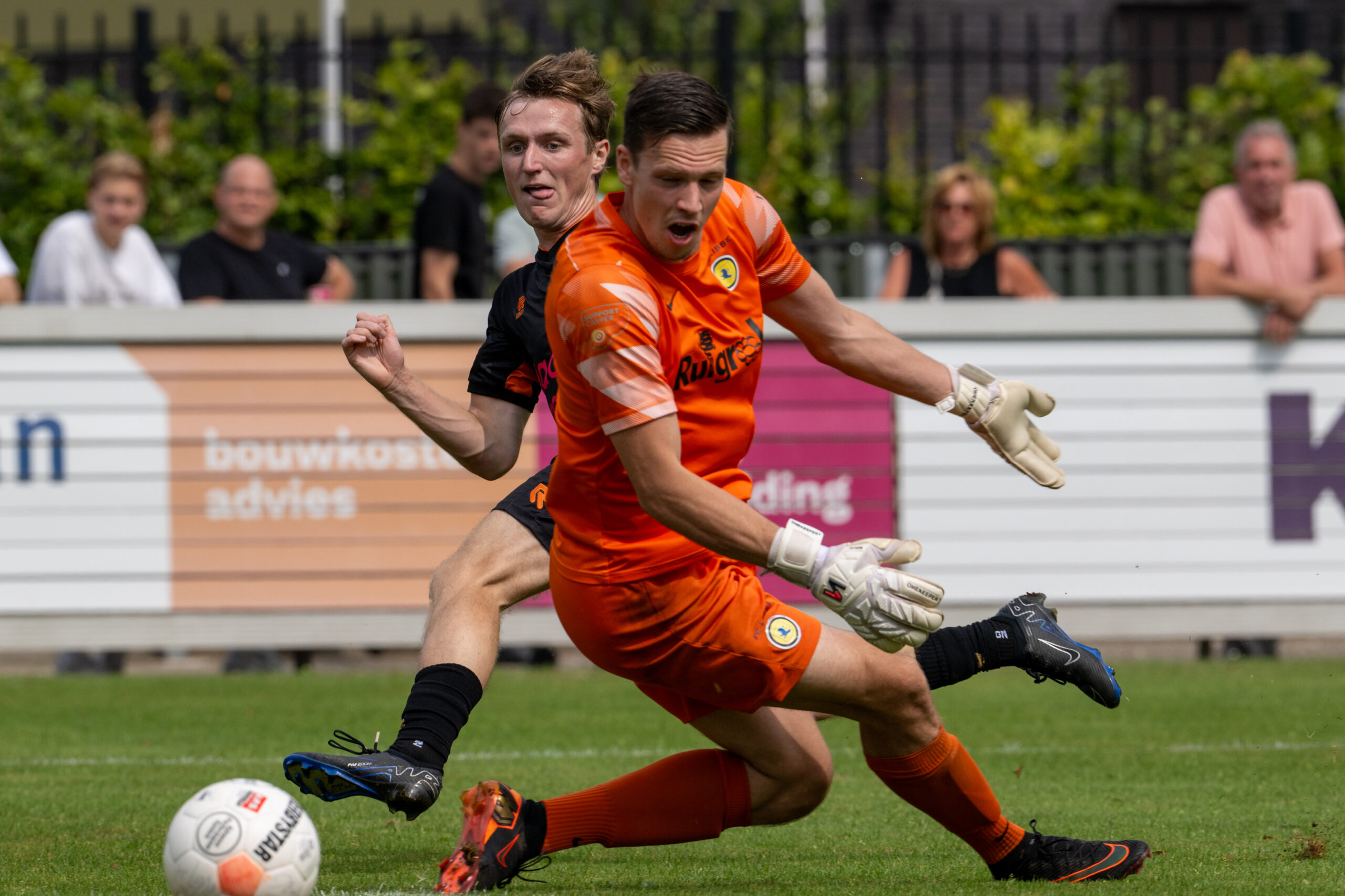 FC Lisse uitgeschakeld in de KNVB-beker. Genemuiden heeft aan twee productieve minuten voldoende (2-