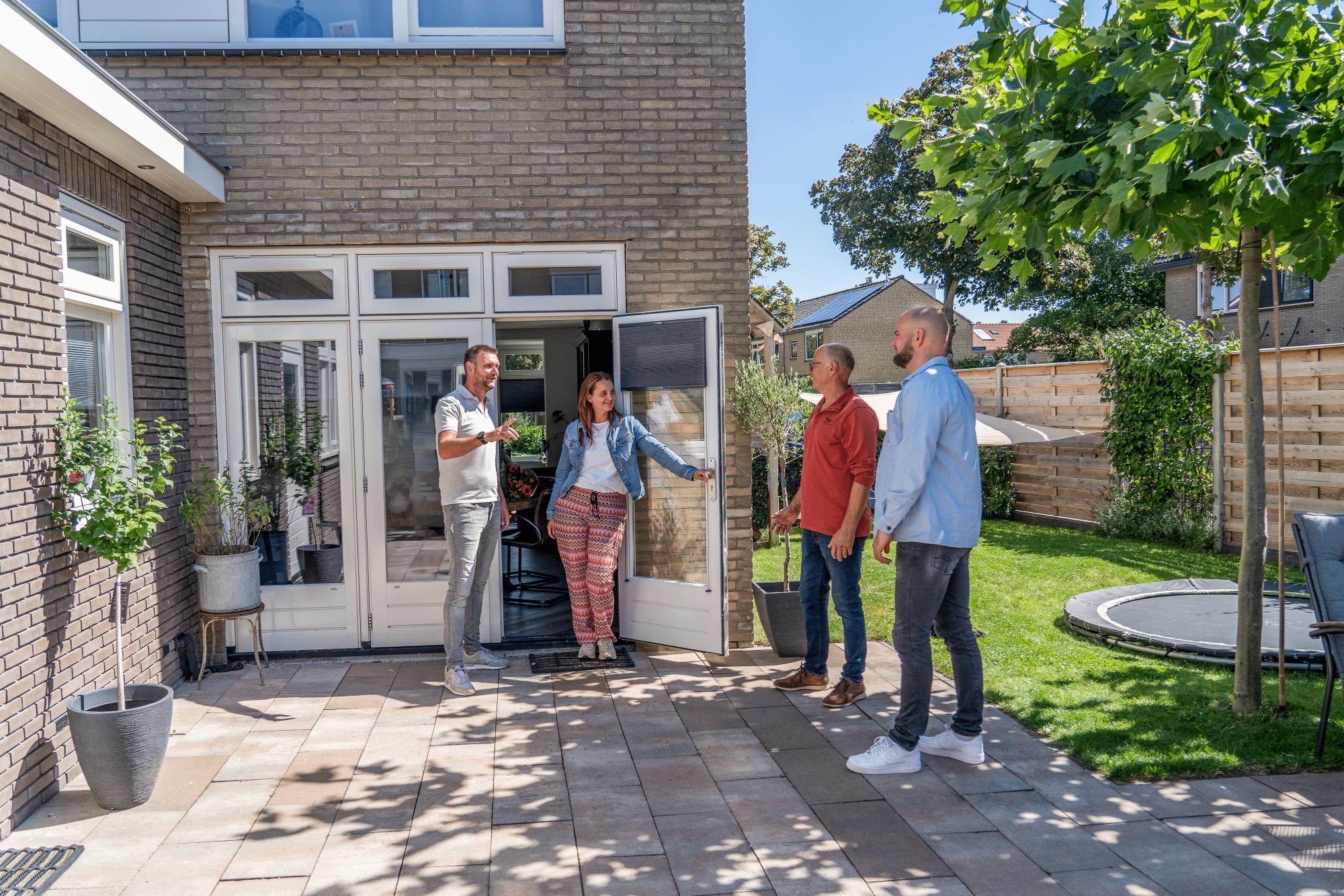 Kijk binnen bij duurzame huizen in Bollenstreek