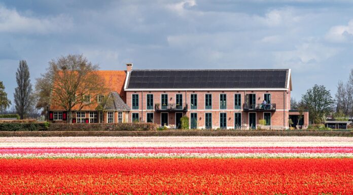 Boerderij De Wolff gekozen tot Gebouw van de Toekomst in Lisse