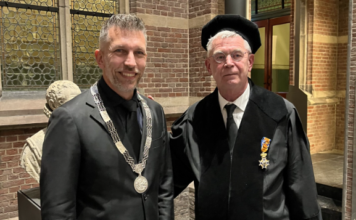 Koninklijke onderscheiding voor hoogleraar Koos Burggraaf uit Voorhout