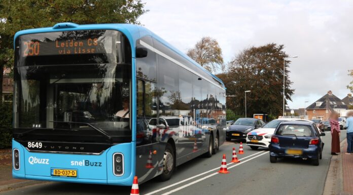 File in Hillegom na botsing op N208