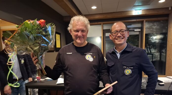 Bestuurswissel bij FC Lisse, Jan-Kees Faas verrast met erelidmaatschap