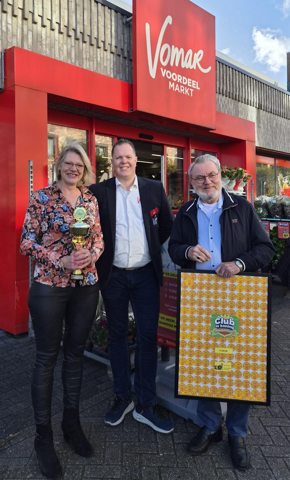 102426 2026 uitreiking cheques Vomar