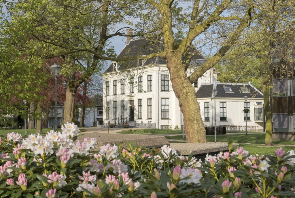 Vergunningplicht voor bedrijfspand aan Hoofdstraat 63