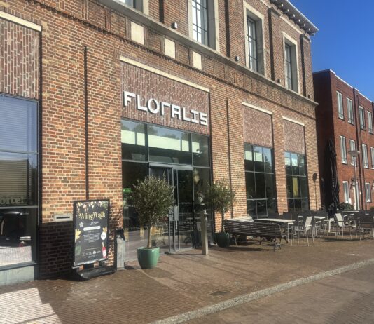 Angst voor ’te commercieel’ Floralis bij politici in Lisse, terwijl de tijd dringt