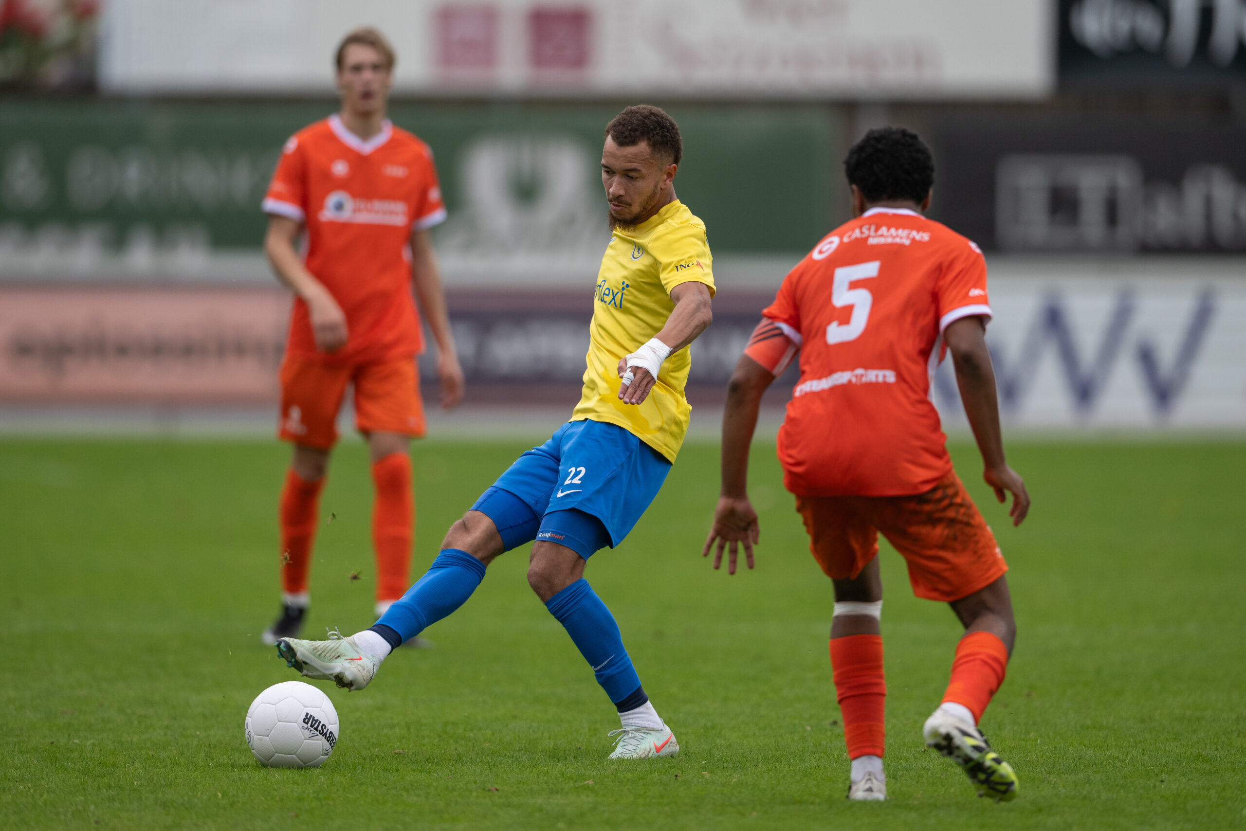 FC Lisse herstelt zich met winst bij Gemert na twee wedstrijden zonder zege en blijft bovenin meedoe